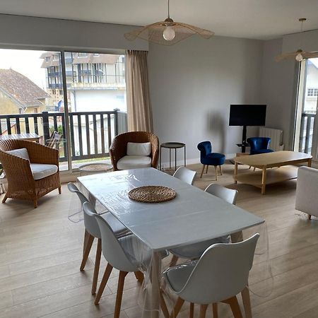 Appartement 65M2 Avec Balcon Vues Partielles Mer A 150M De La Plage Et Centre, Wifi Et Parking Prive Blonville-sur-Mer Bagian luar foto