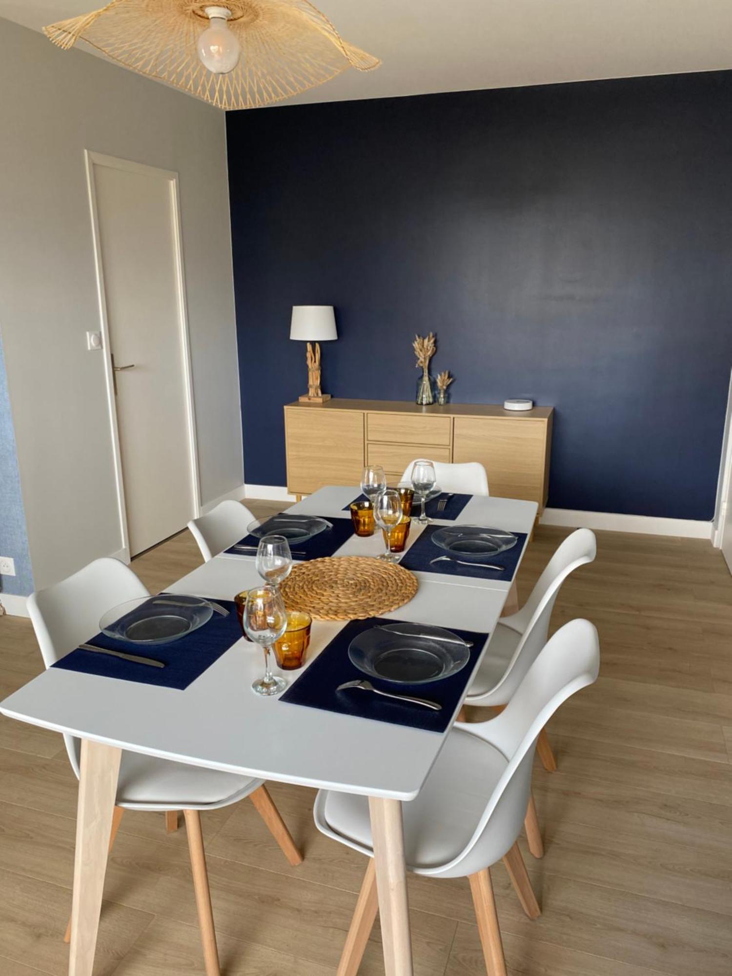 Appartement 65M2 Avec Balcon Vues Partielles Mer A 150M De La Plage Et Centre, Wifi Et Parking Prive Blonville-sur-Mer Bagian luar foto