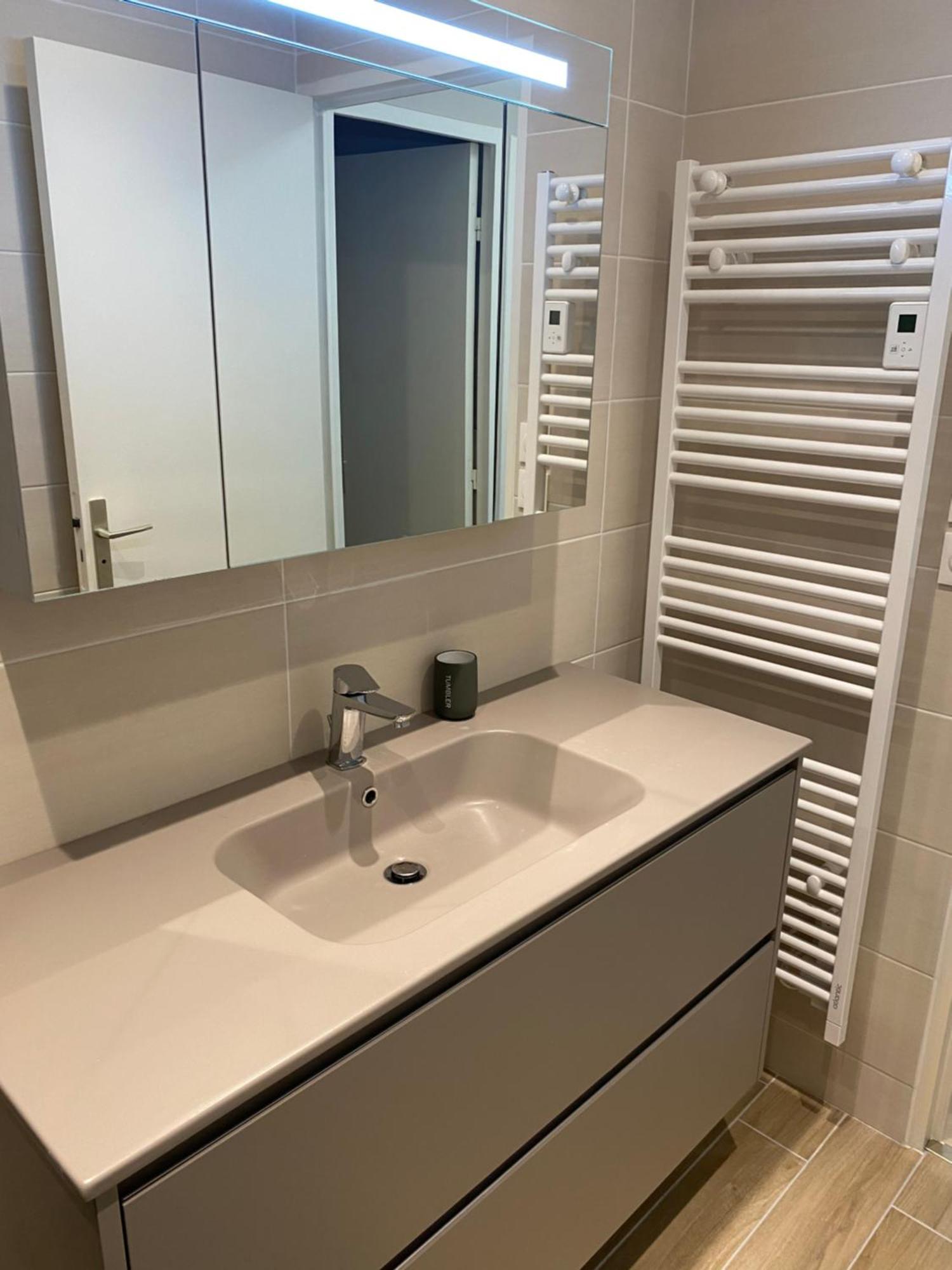 Appartement 65M2 Avec Balcon Vues Partielles Mer A 150M De La Plage Et Centre, Wifi Et Parking Prive Blonville-sur-Mer Bagian luar foto