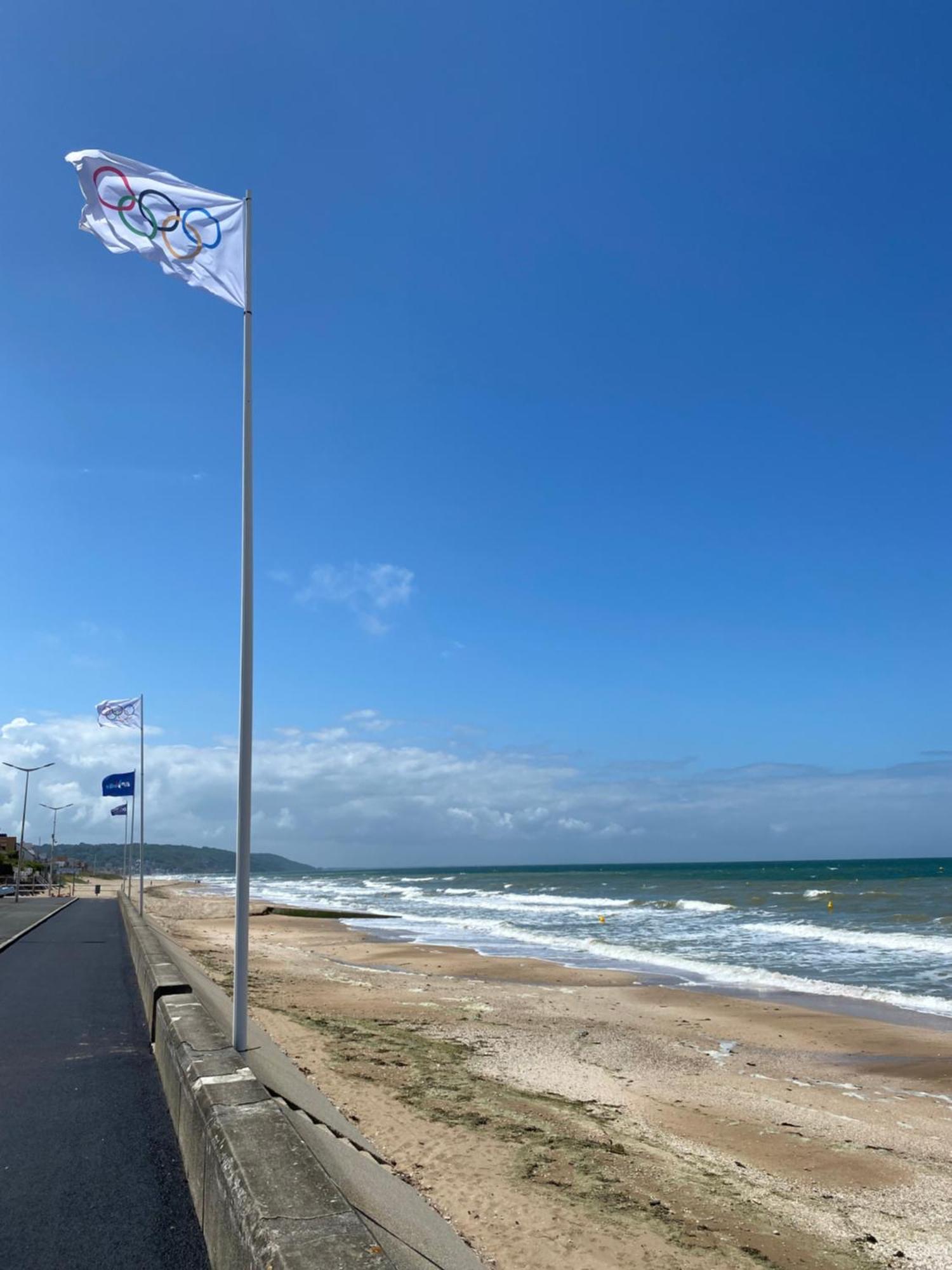 Appartement 65M2 Avec Balcon Vues Partielles Mer A 150M De La Plage Et Centre, Wifi Et Parking Prive Blonville-sur-Mer Bagian luar foto